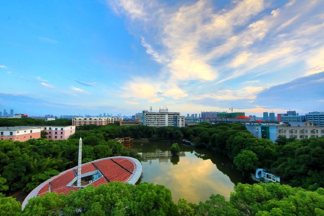 江西财经大学蛟湖