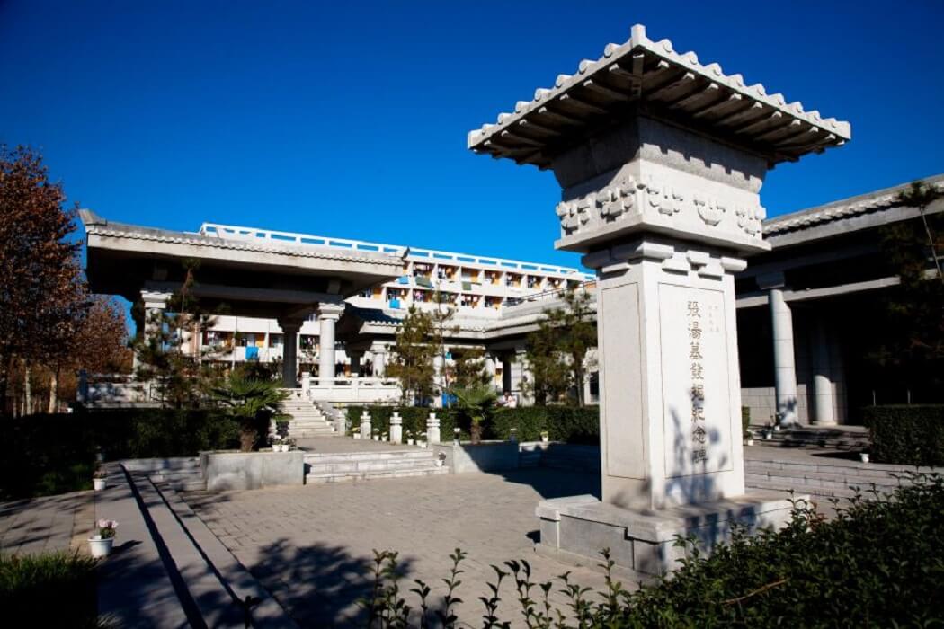 西北政法大学张汤墓